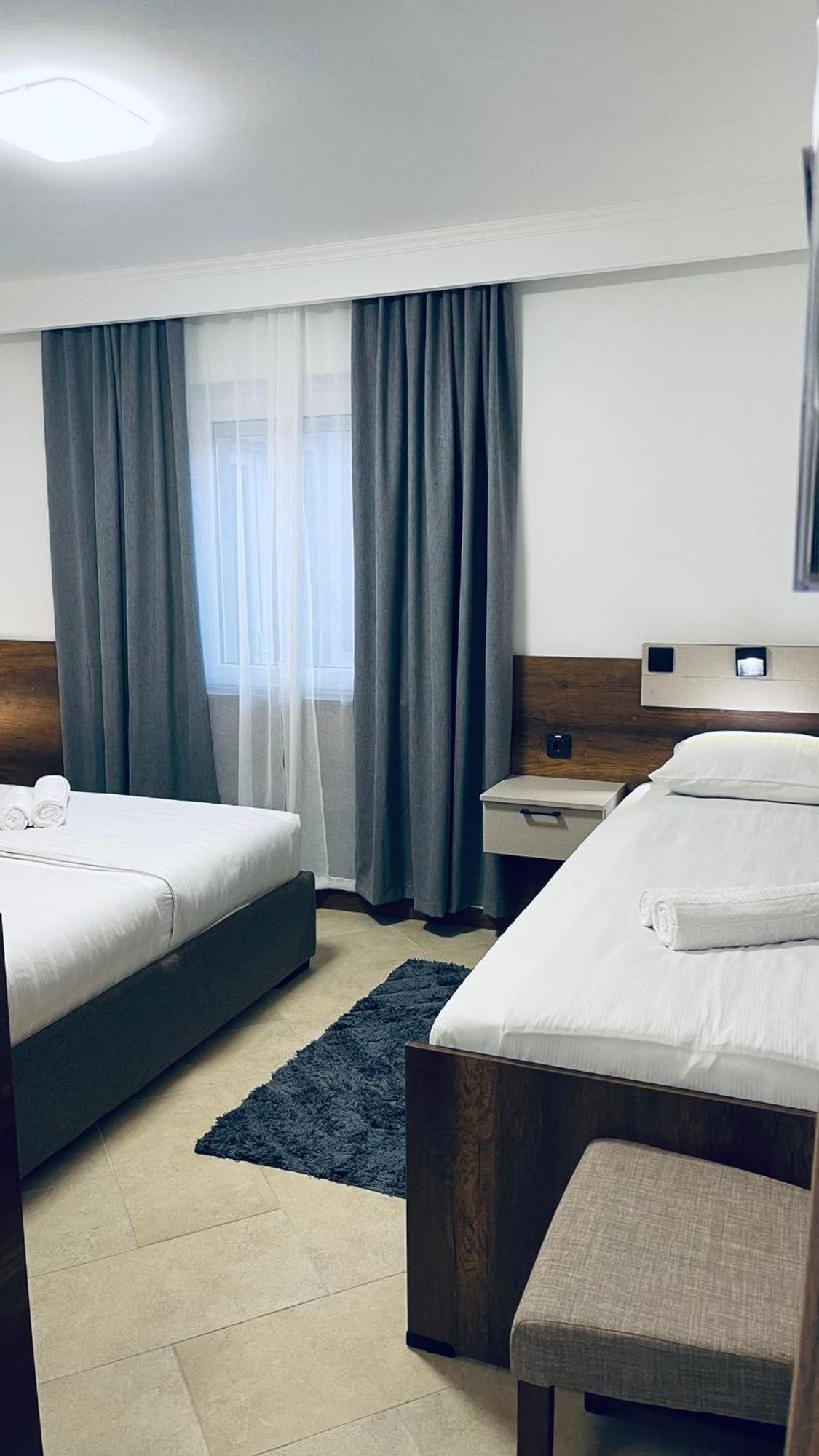 Kollar D Guest House - Prenociste Rooms Subotica Luaran gambar