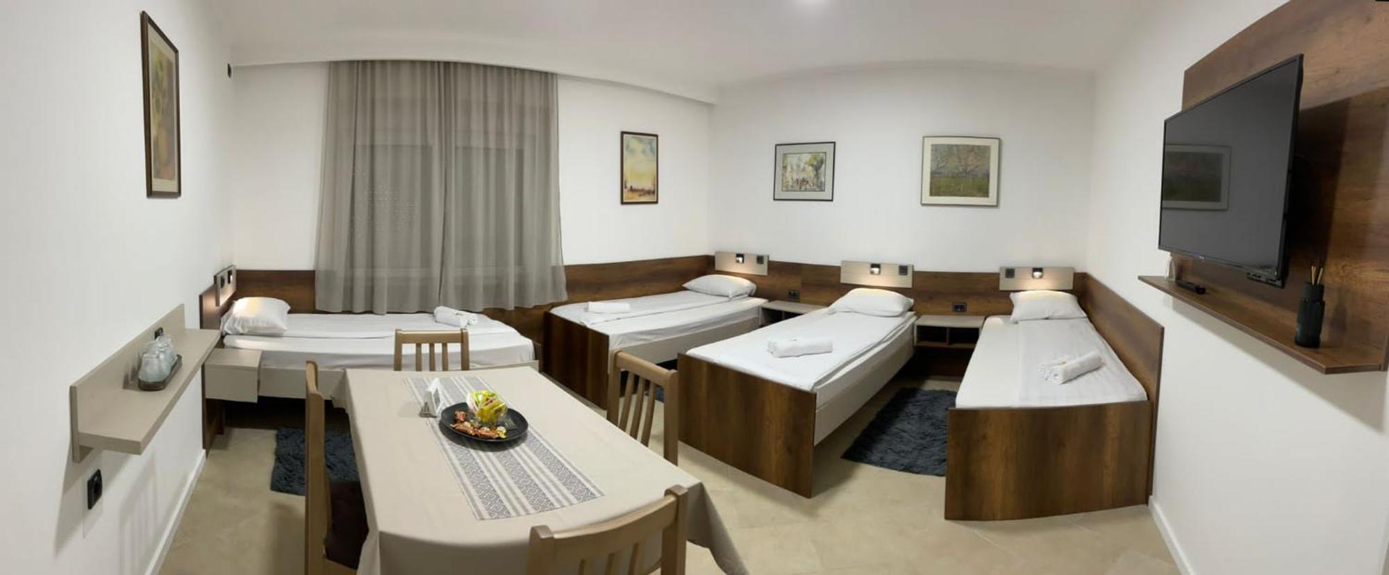 Kollar D Guest House - Prenociste Rooms Subotica Luaran gambar