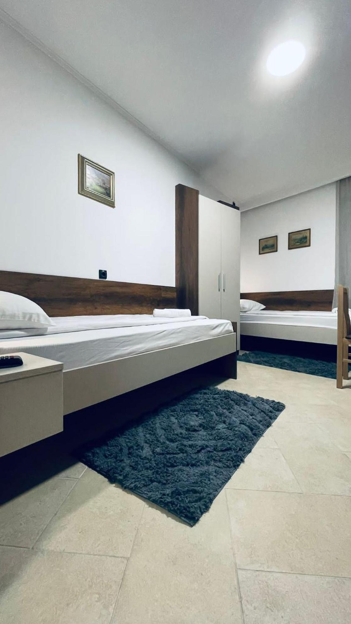 Kollar D Guest House - Prenociste Rooms Subotica Luaran gambar