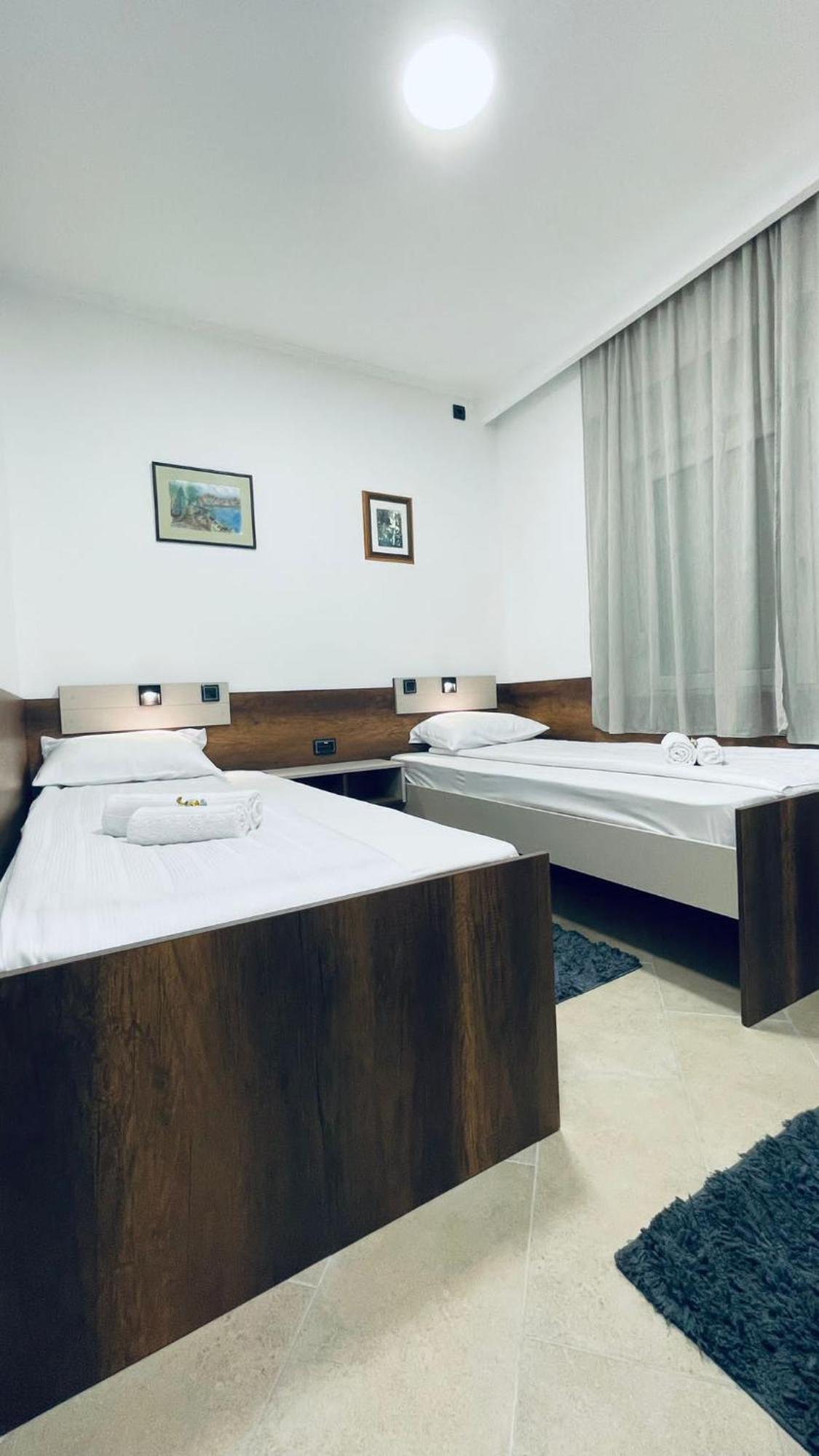 Kollar D Guest House - Prenociste Rooms Subotica Luaran gambar