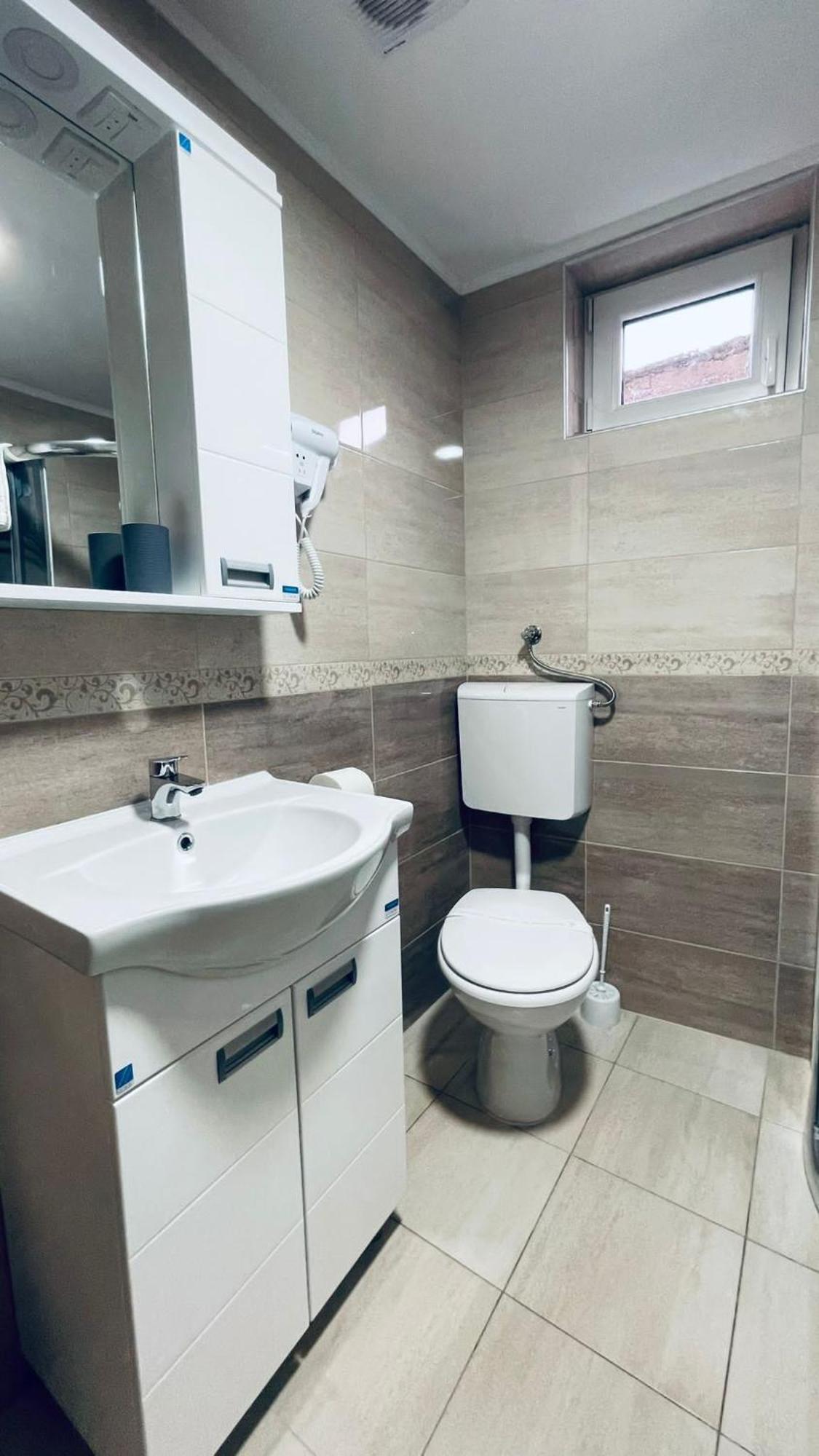 Kollar D Guest House - Prenociste Rooms Subotica Luaran gambar